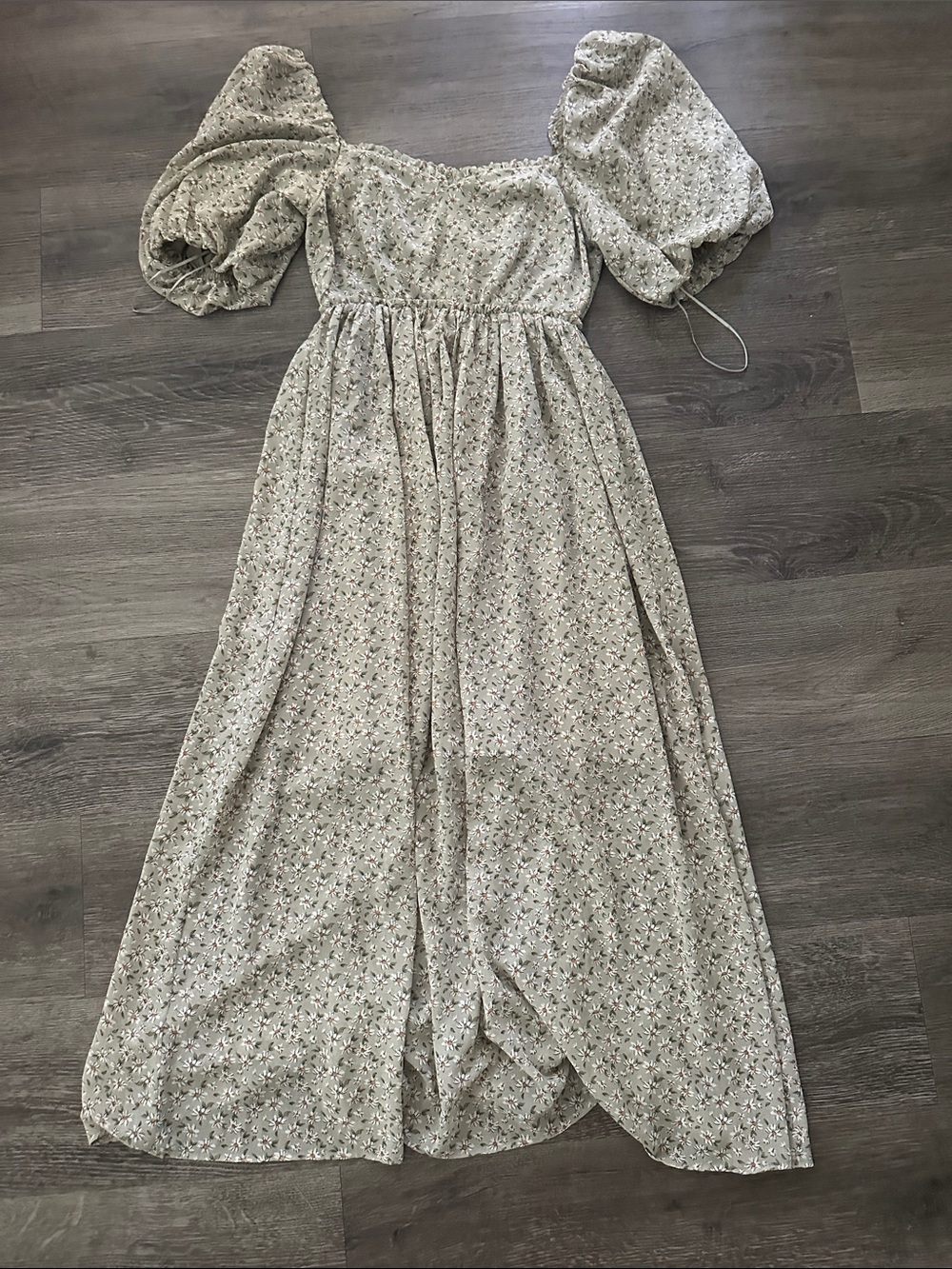 Floral Smocked Puff-Sleeve Maxi Dress